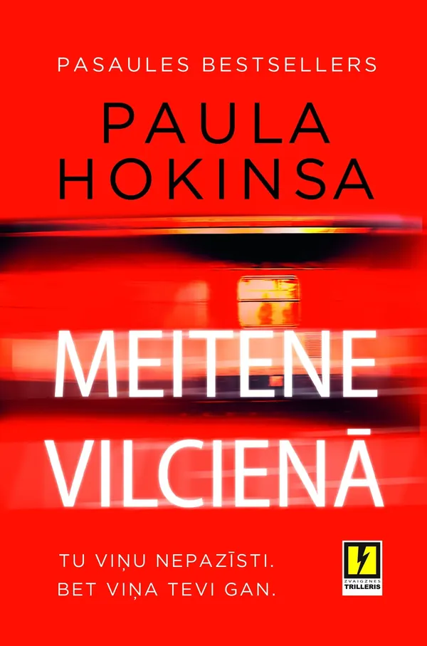 Meitene vilcienā